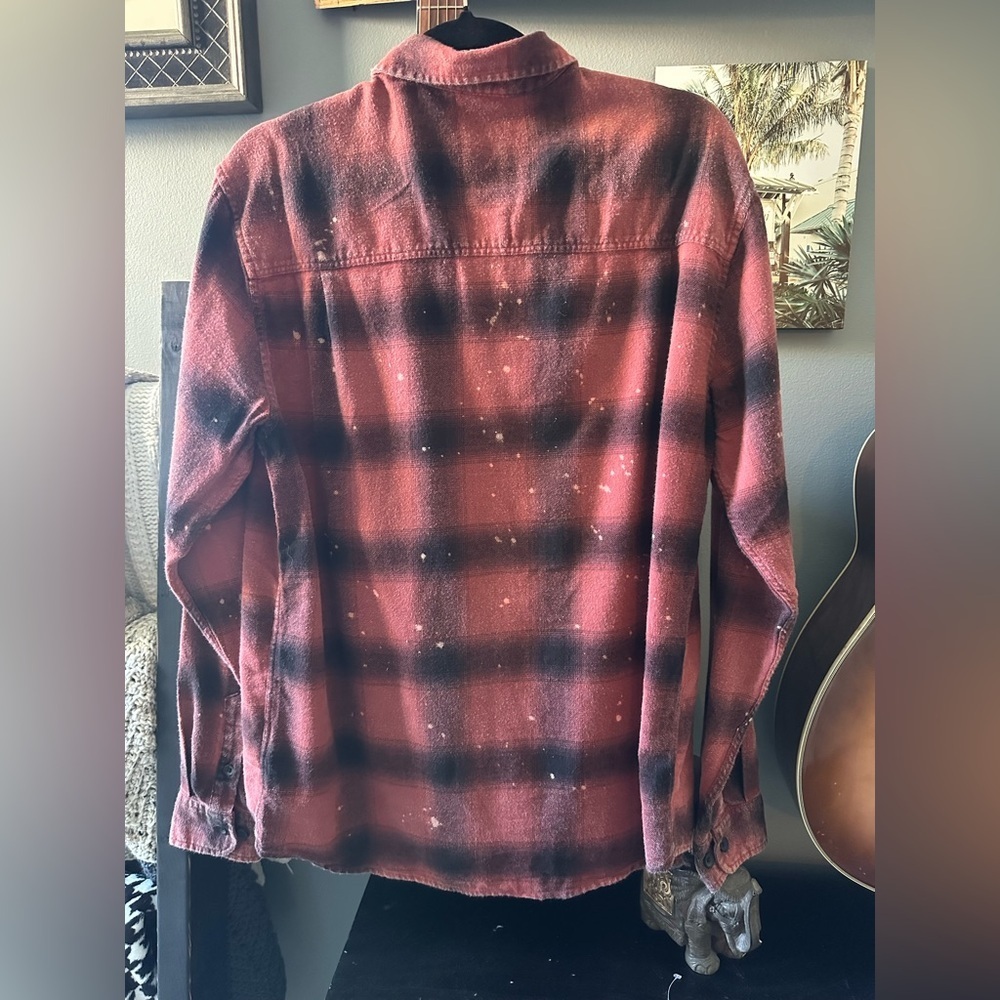 Men's Standard Cloth destressed Red Plaid Shirt - Picture 3 of 3